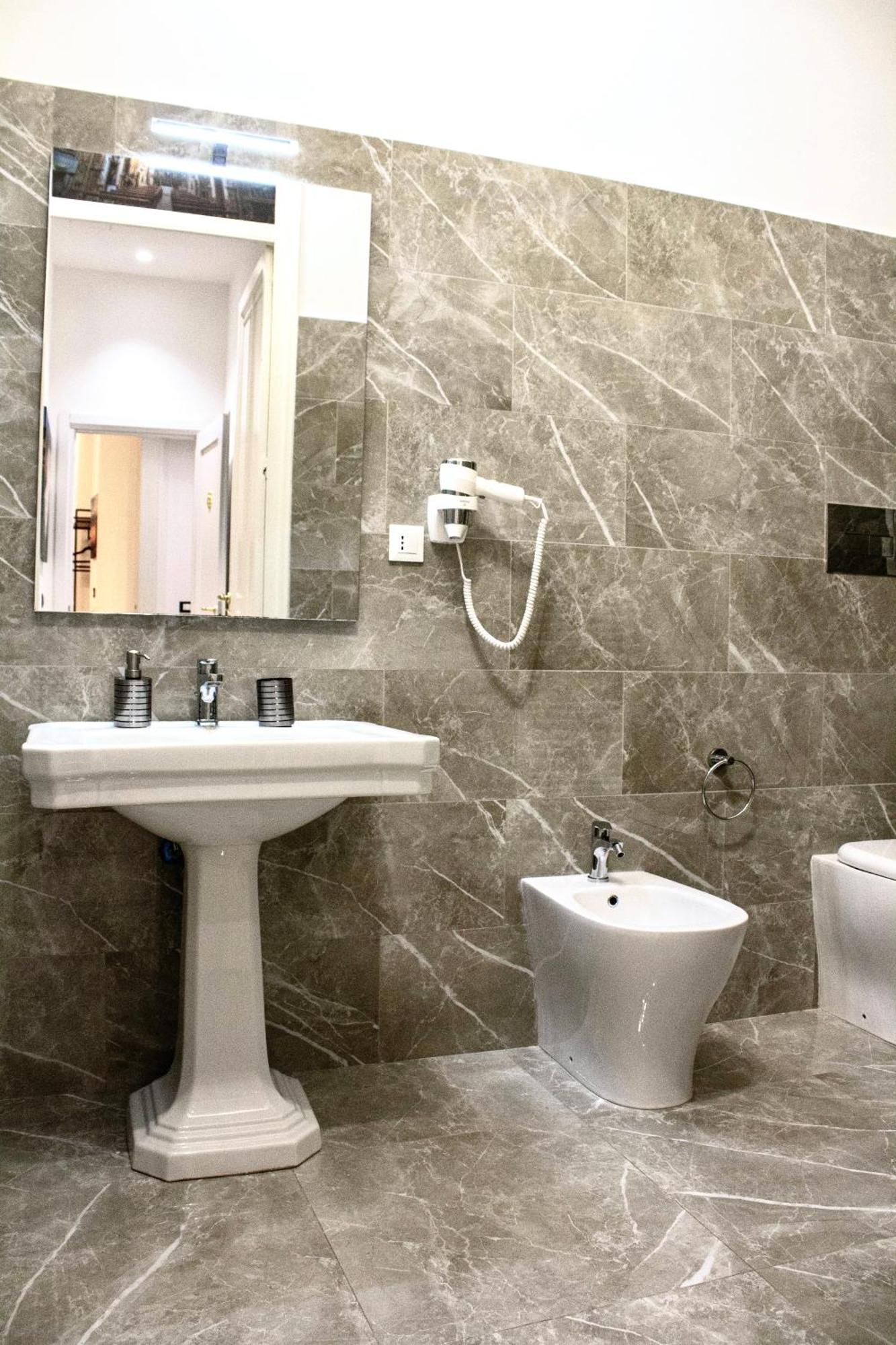 Aristocasa B&B Luxury Rooms Palermo Bagian luar foto