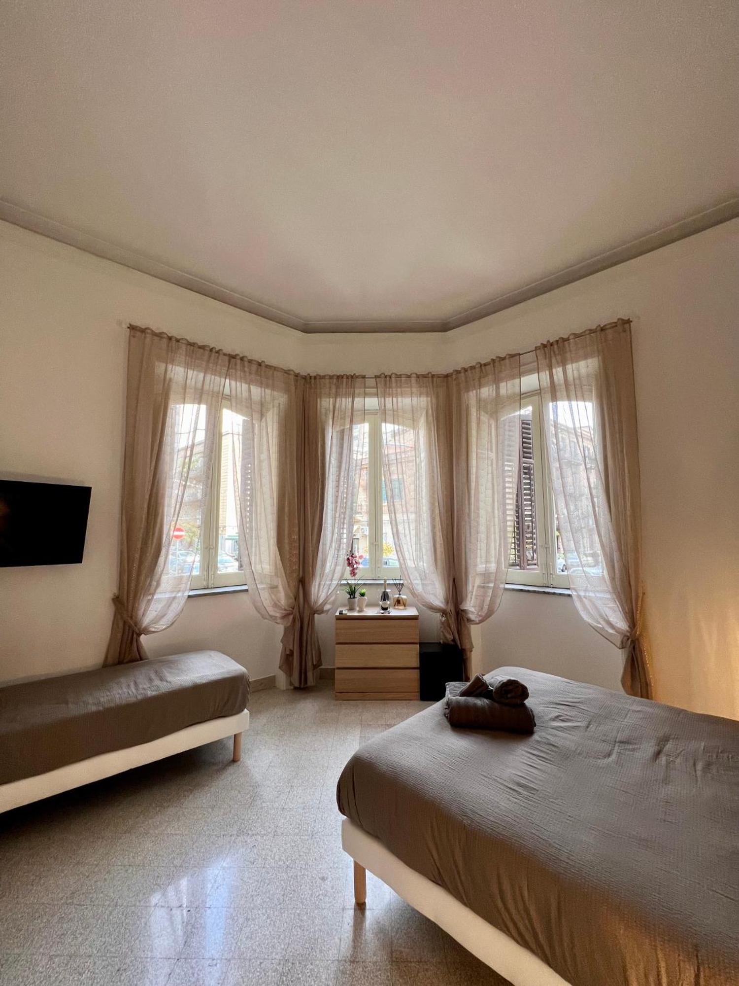 Aristocasa B&B Luxury Rooms Palermo Bagian luar foto