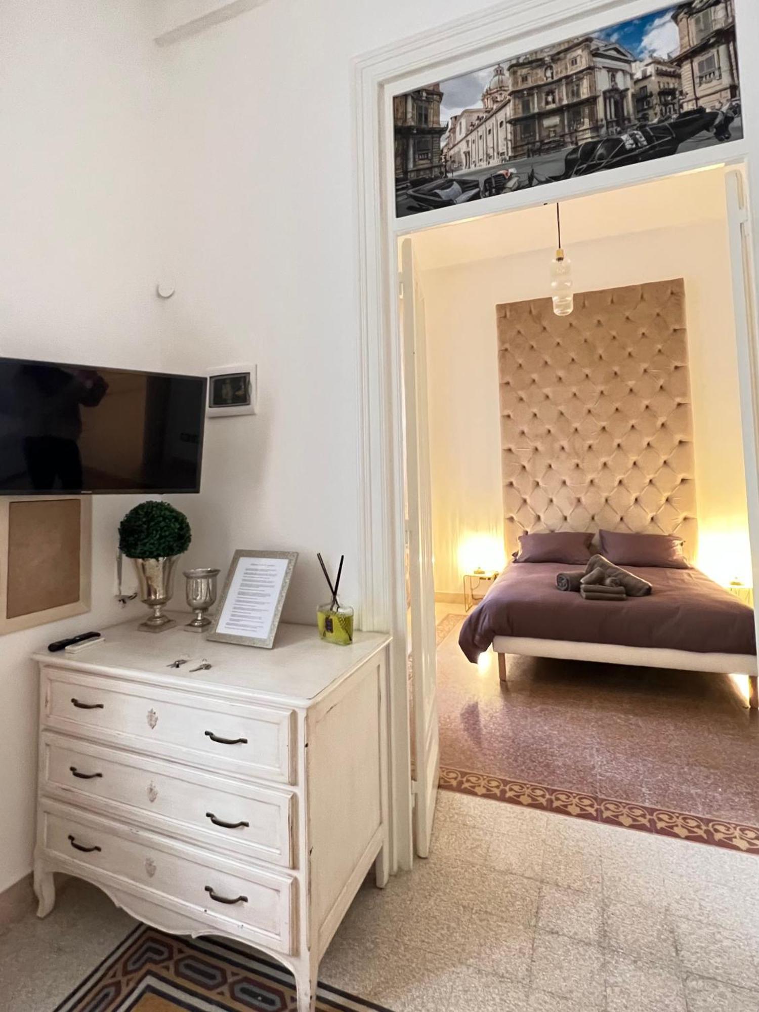 Aristocasa B&B Luxury Rooms Palermo Bagian luar foto