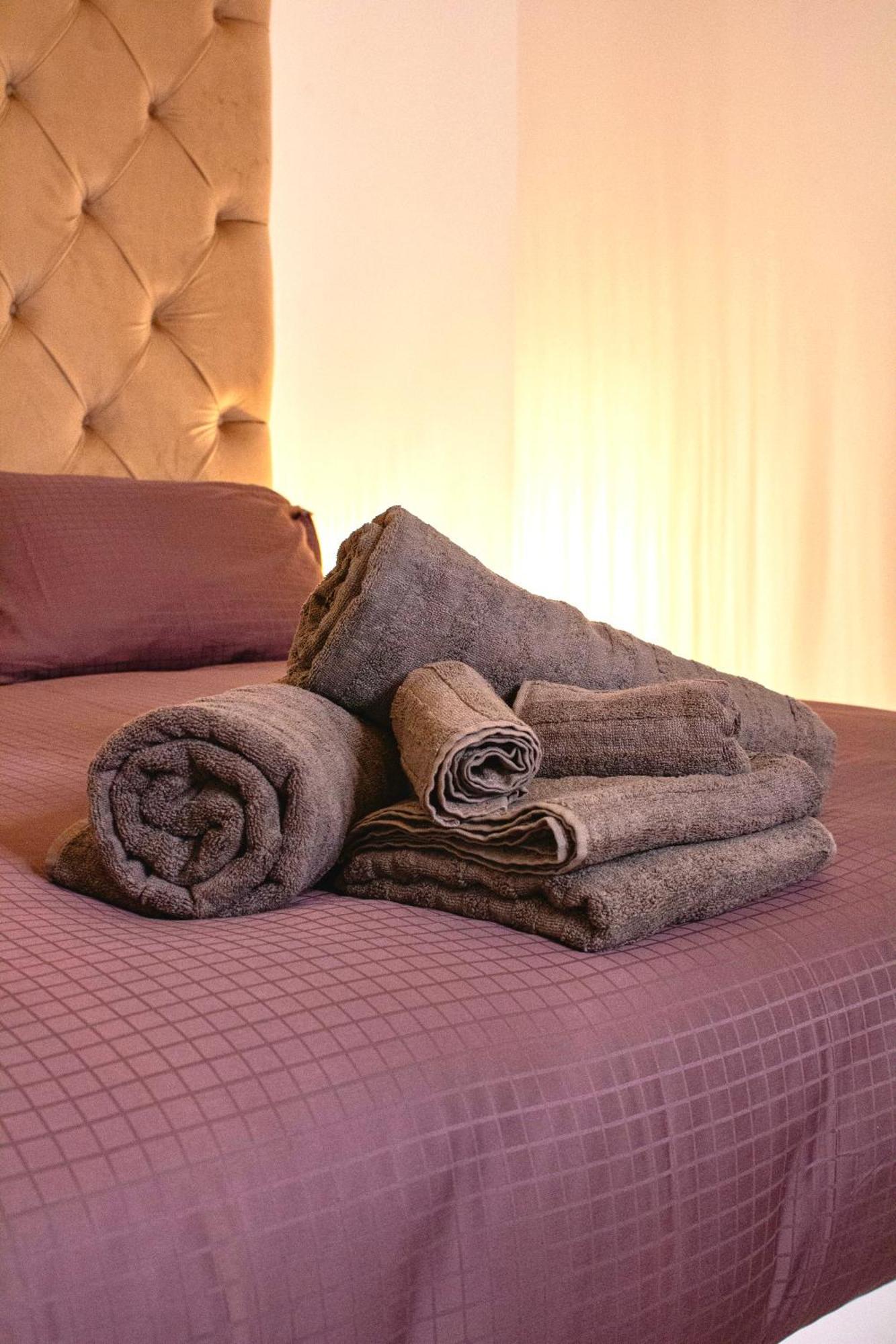 Aristocasa B&B Luxury Rooms Palermo Bagian luar foto