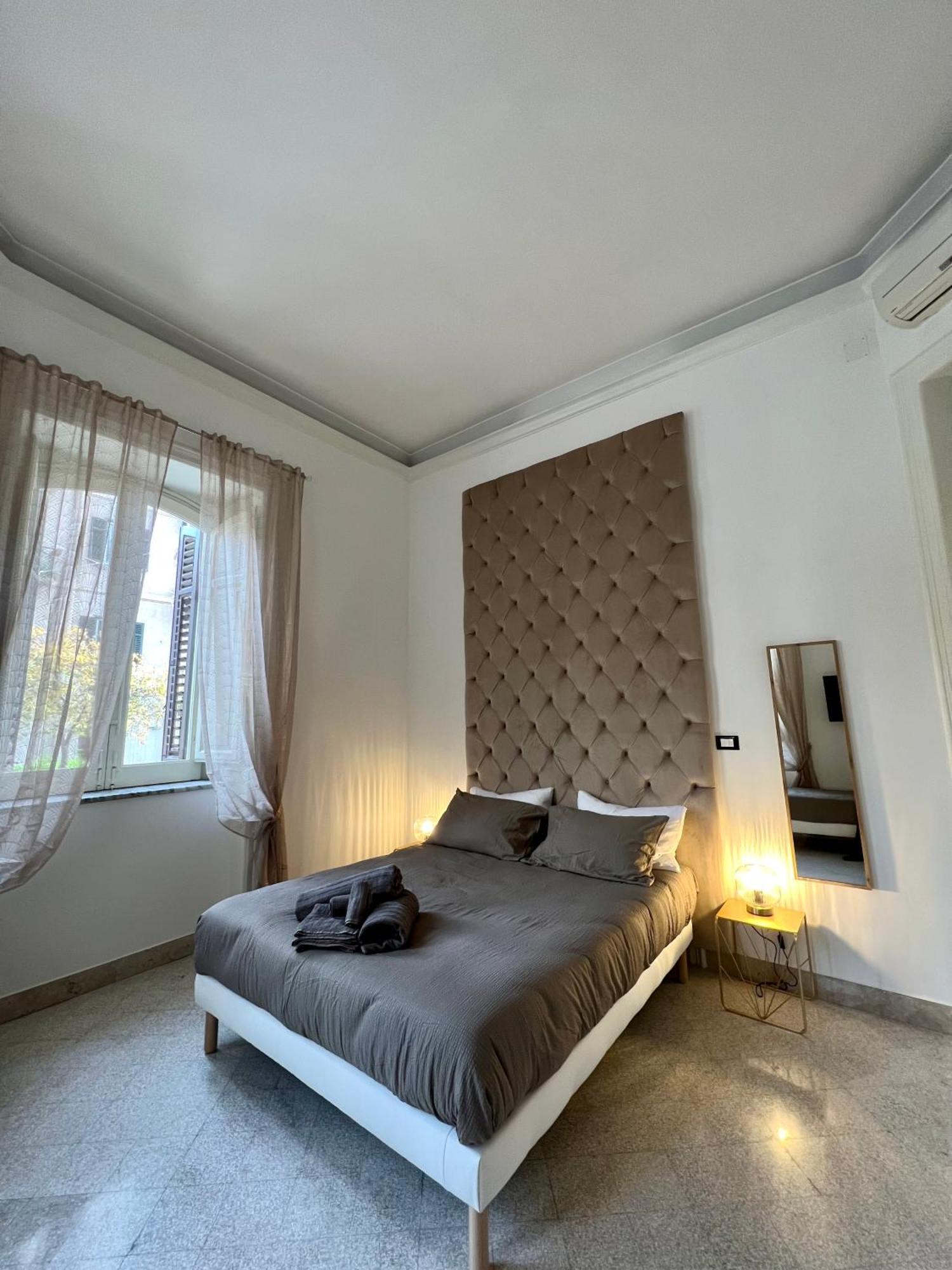 Aristocasa B&B Luxury Rooms Palermo Bagian luar foto